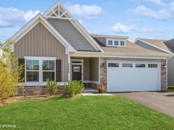 3642 Reddington Cir, Elgin, IL 60124