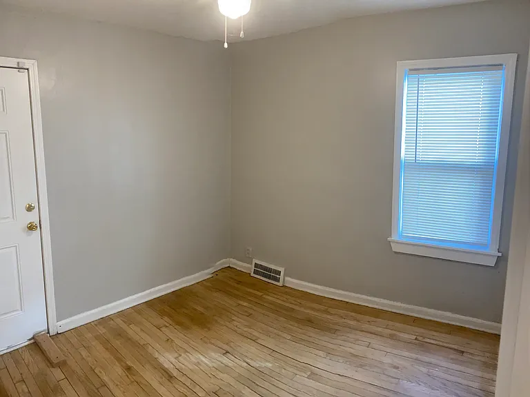 9187 Mendota St — Photo 14