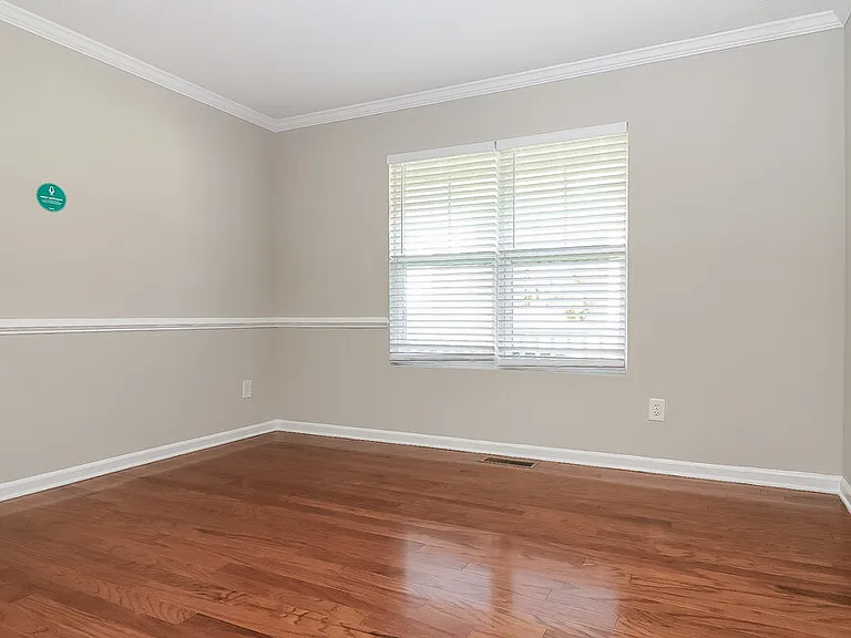 168 Woodcreek Ln — Photo 10