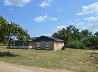 245 Flaming Oak Dr, Bastrop, TX 78602