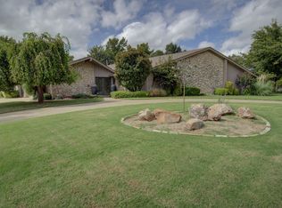 11201 Thorn Ridge Rd, Oklahoma City, OK 73120