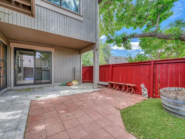 1181 S Yosemite Way, Denver, CO 80247