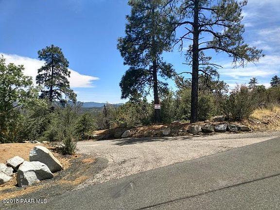 2nd image of 1500 N Skyline Dr