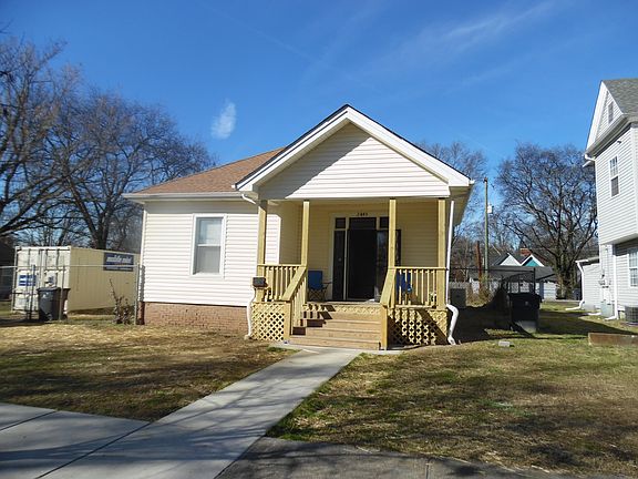 2nd image of 2445 Woodbine Ave