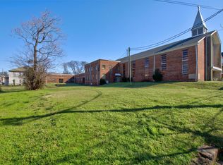 805 E M L King Blvd, Chattanooga, TN 37403