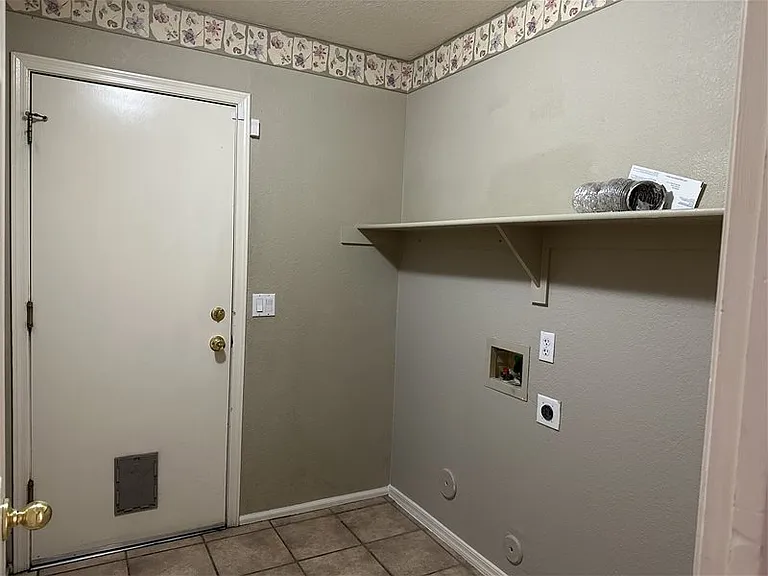 3320 N Lakeshore Ct — Photo 12