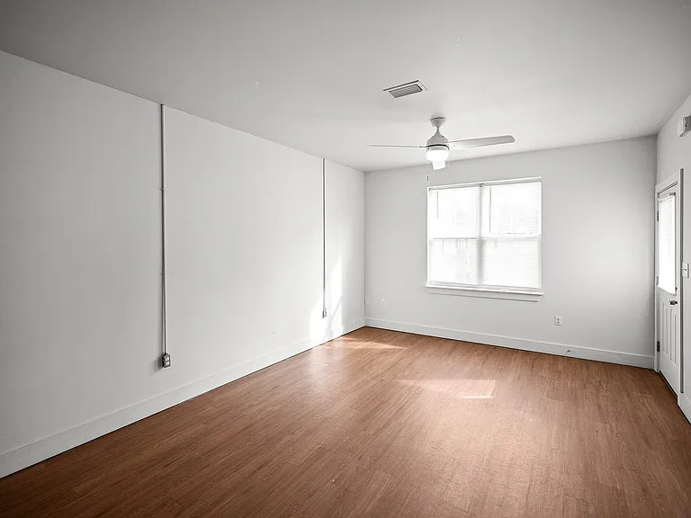 635 E Azalea Ave #A — Photo 5