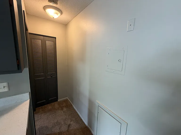 5910 W Broadway Ave — Photo 10