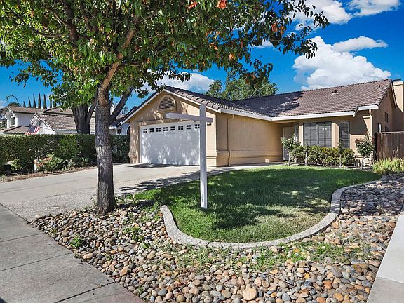 3rd image of 315 Pepperwood Ct