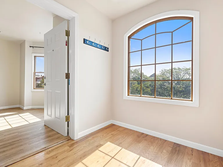 765 Ocean Ave #1 — Photo 16