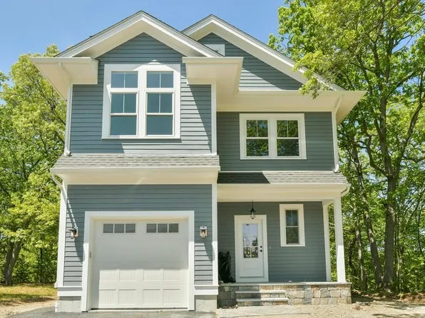 15 Powers St, Dedham, MA 02026