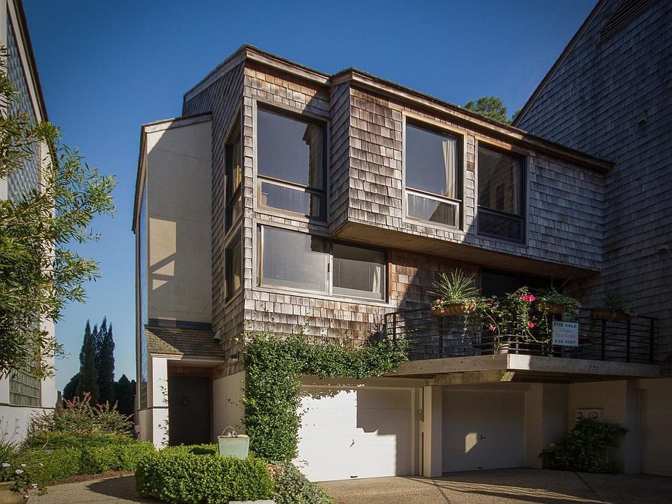 1st image of 335 Bradley Drive #11