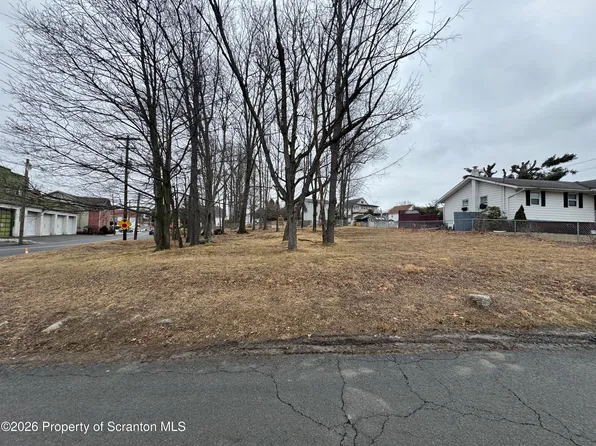 100 S Main St, Archbald, PA 18403