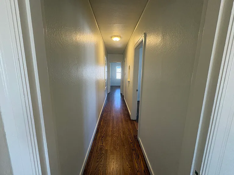 1602 Georgia St #1602 — Photo 10
