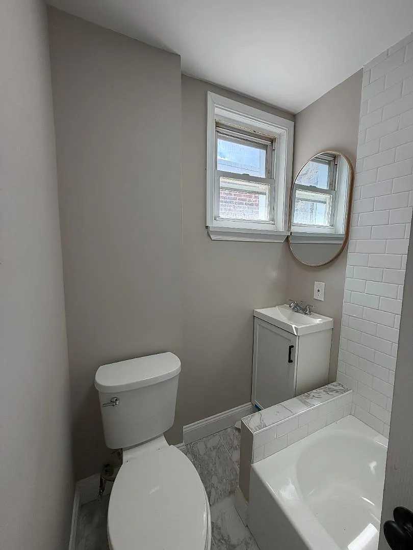 2934 N Taylor St — Photo 4