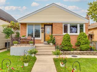 2574 Rhodes Ave, River Grove, IL 60171