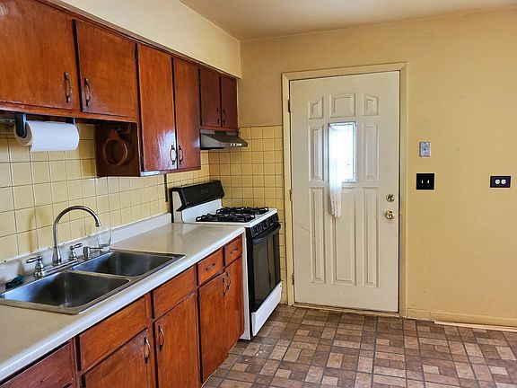 5th image of 521 Sidney Ave Unit B