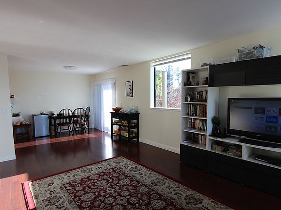 4th image of 780 Sea Spray Ln APT 113