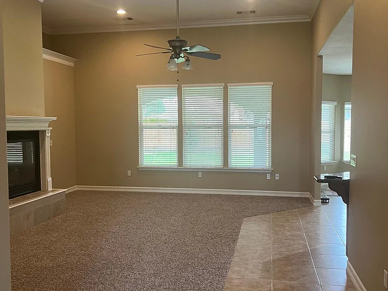 1403 S Huntington St — Photo 30