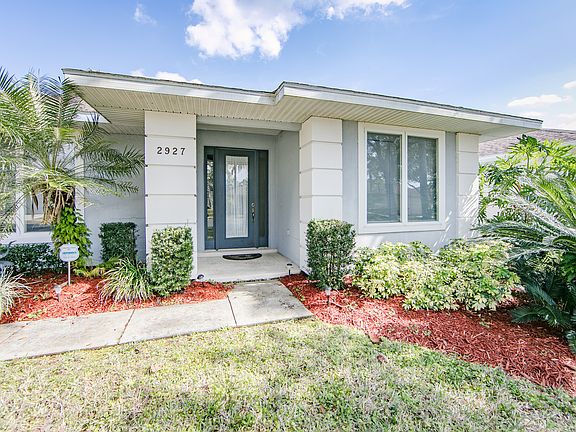 2nd image of 2927 Sunset Lakes Blvd
