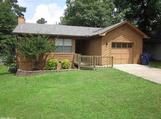 11 Oak Forest Loop, Maumelle, AR 72113