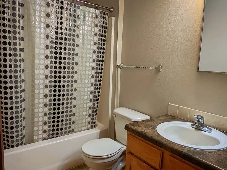 429 Mitchell St #I2-I4 — Photo 7