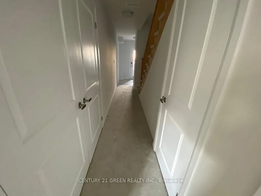 4 bed, $2,699 — Photo 2