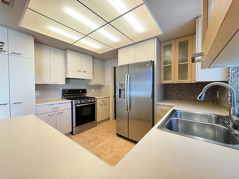 58155 Carlyle Dr — Photo 2