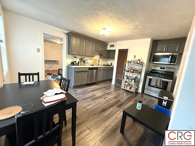 72 School St #2 — Photo 4
