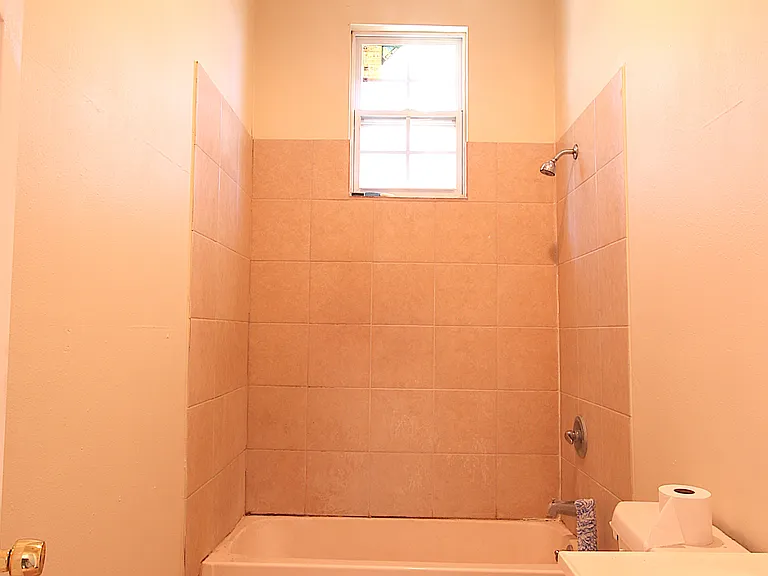 2718 New York St #B — Photo 5