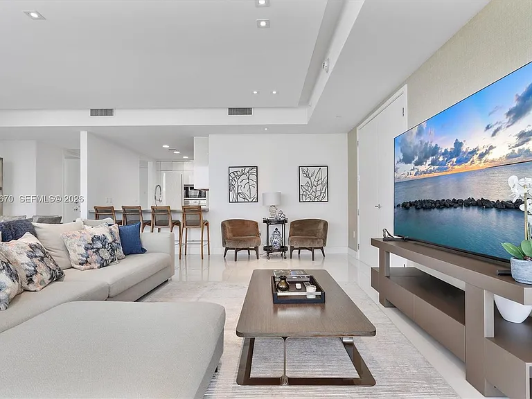 17475 Collins Ave #504 — Photo 7
