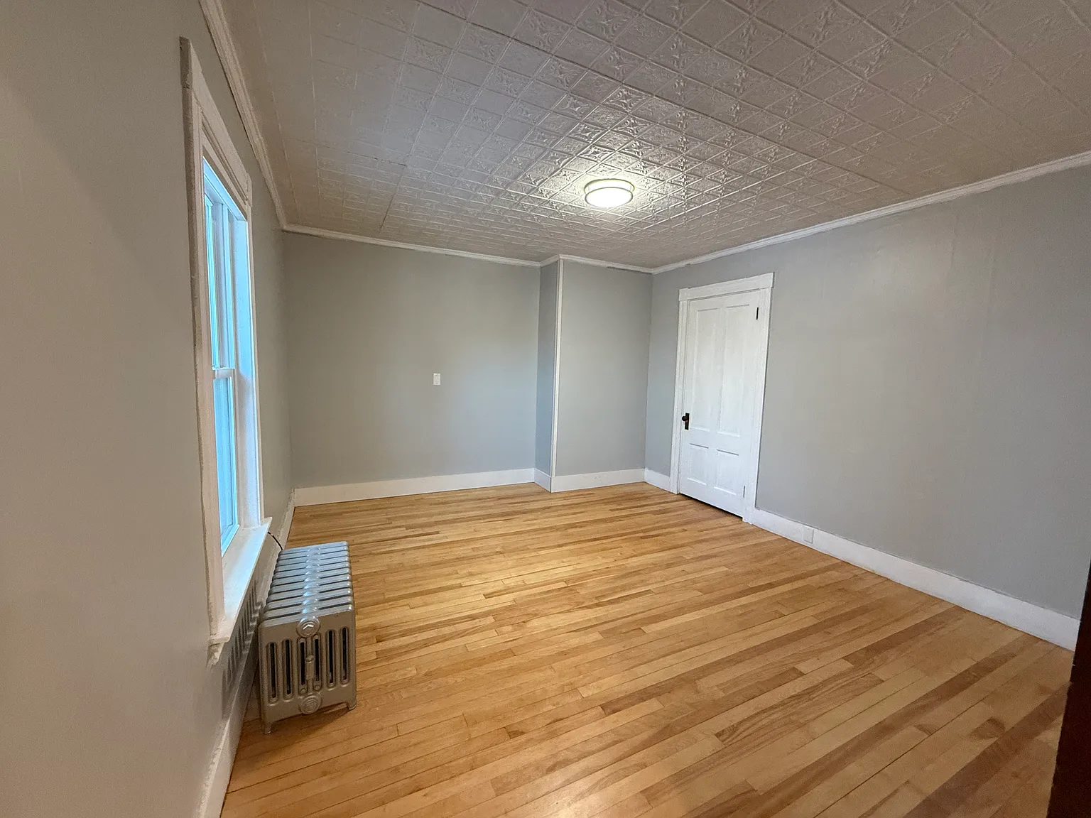 1 bed, 591 sqft, $1,200 — Photo 3