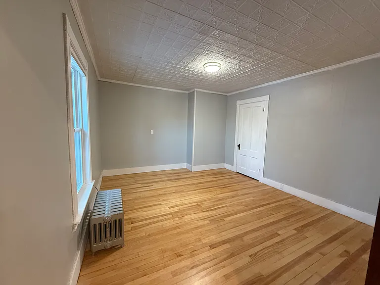 41 Knapp St #3 — Photo 7