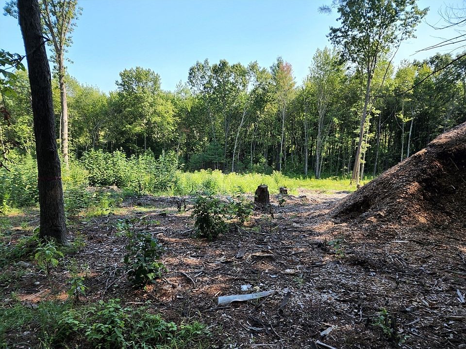 2nd image of 6 Cold Hill Rd