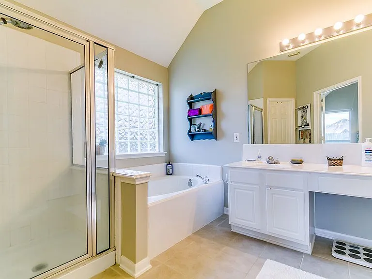 14015 Blue Vista Dr — Photo 14