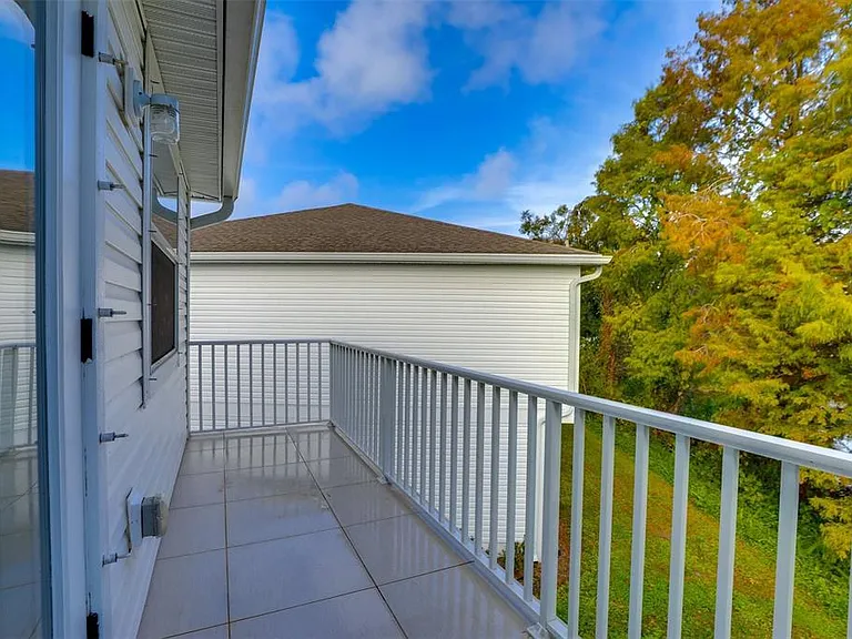 2441 6th Avenue Dr E — Photo 22