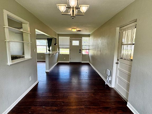 4th image of 1420 Highland Ave