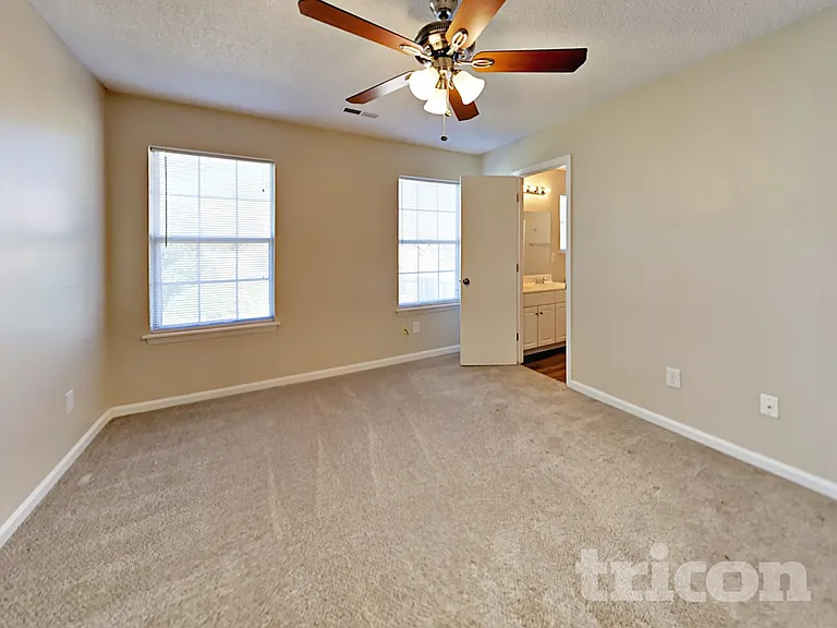 1701 Gordon Walters Dr — Photo 7