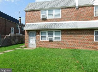 10804 Gifford St, Philadelphia, PA 19116