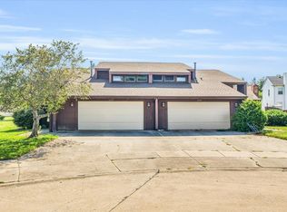 2138 Peach St, Champaign, IL 61820