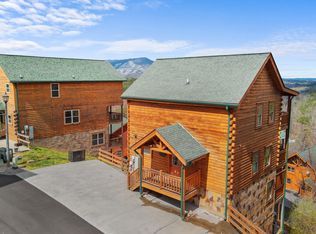 1244 Bird Nest Way, Sevierville, TN 37862