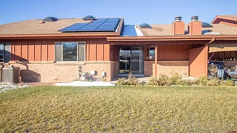 1017 Phillips Ct #C — Photo 2