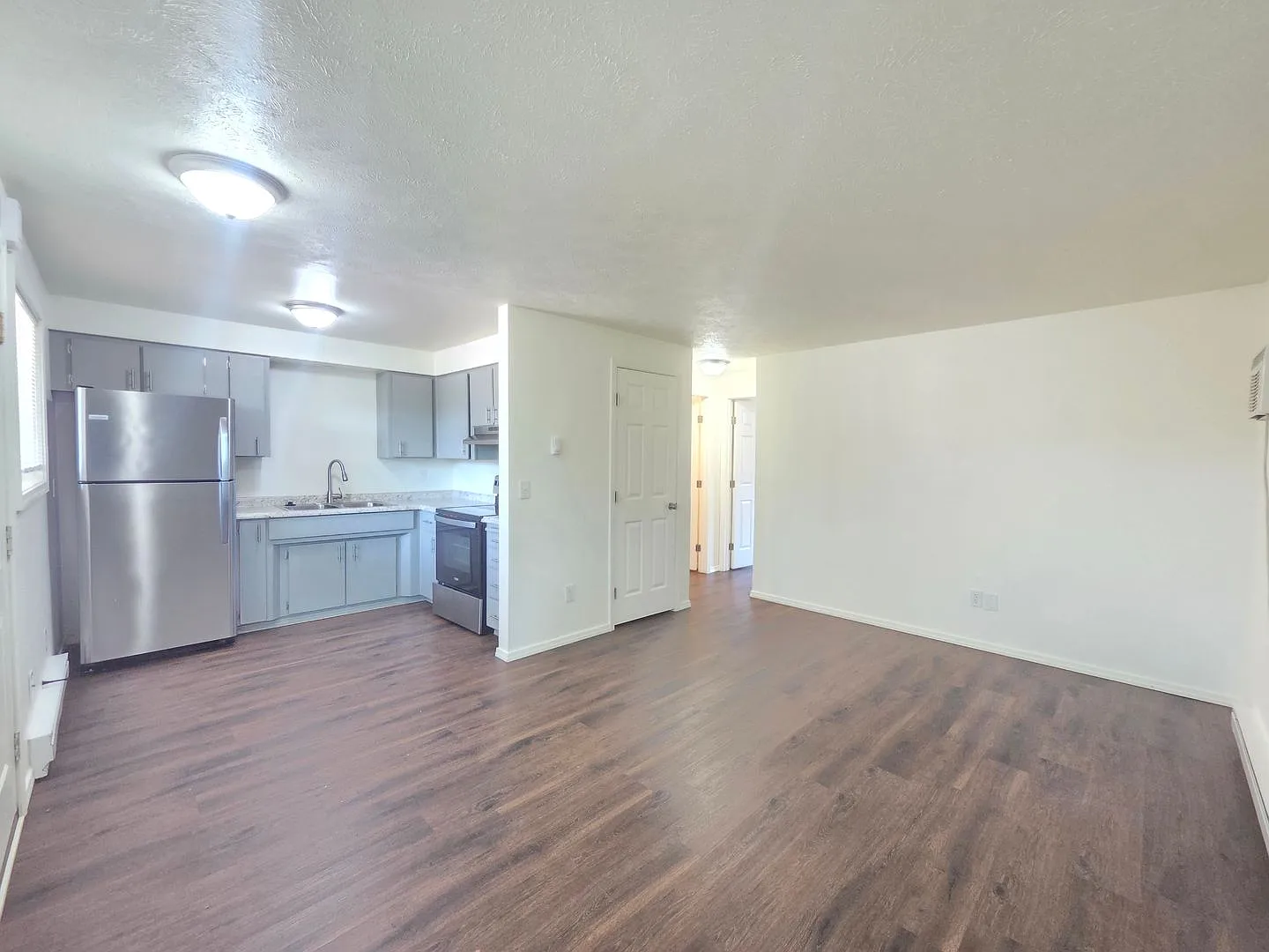39 E Westview Ave — Photo 3