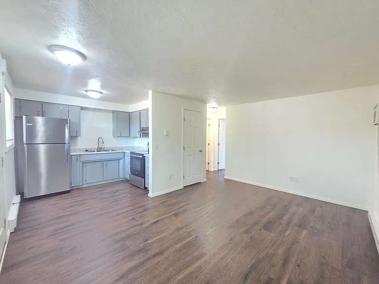 39 E Westview Ave — Photo 3