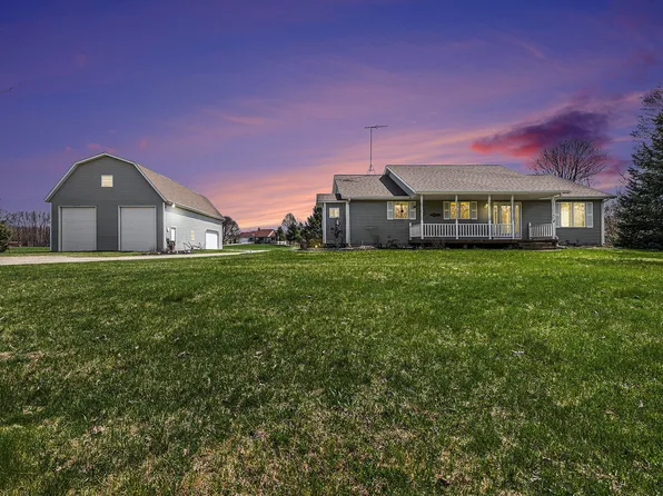 12102 Berrigan Ave NE, Cedar Springs, MI 49319