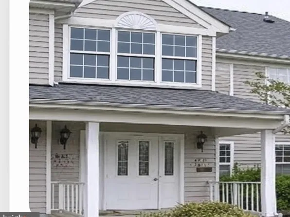 909 Eagles Chase Dr, Lawrence Township, NJ 08648