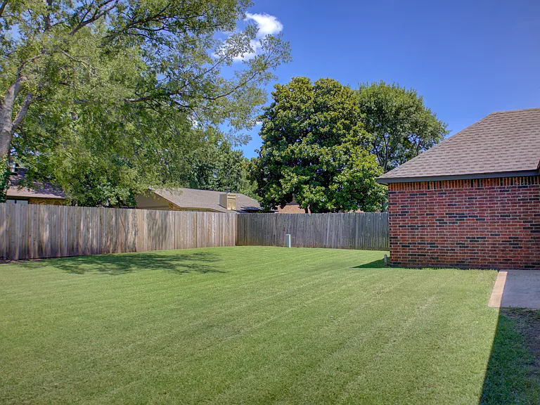 backyard - full privacy fence