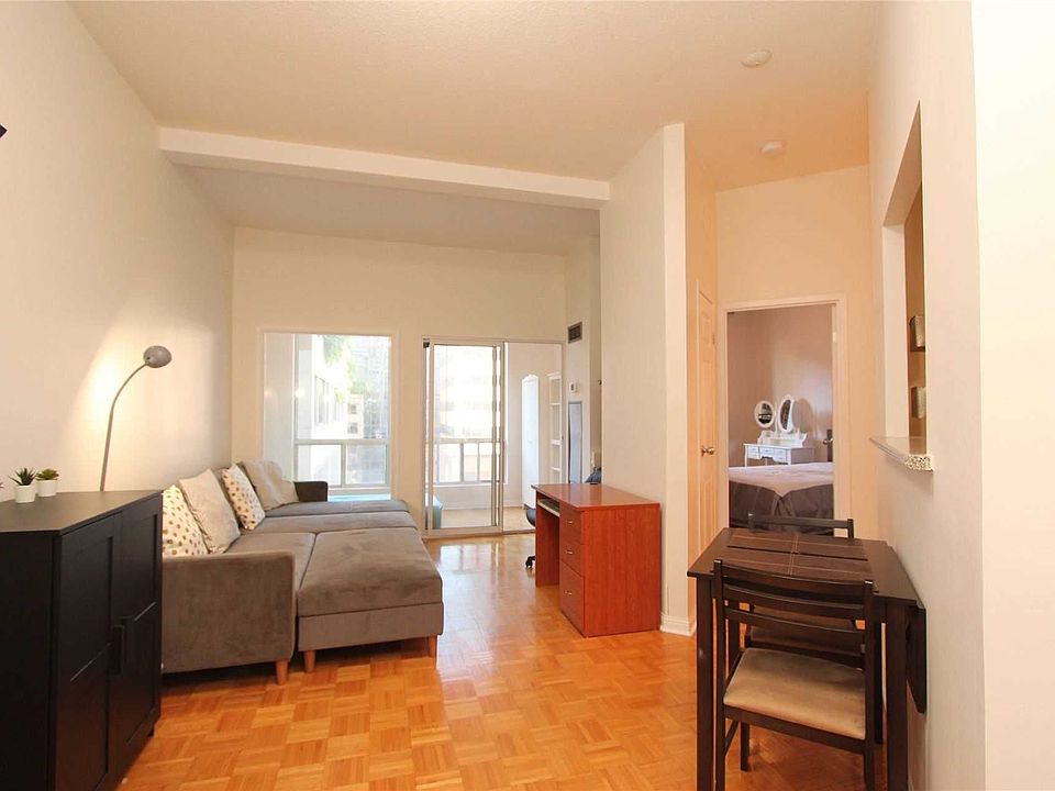 1st image of 25 Grenville St #402