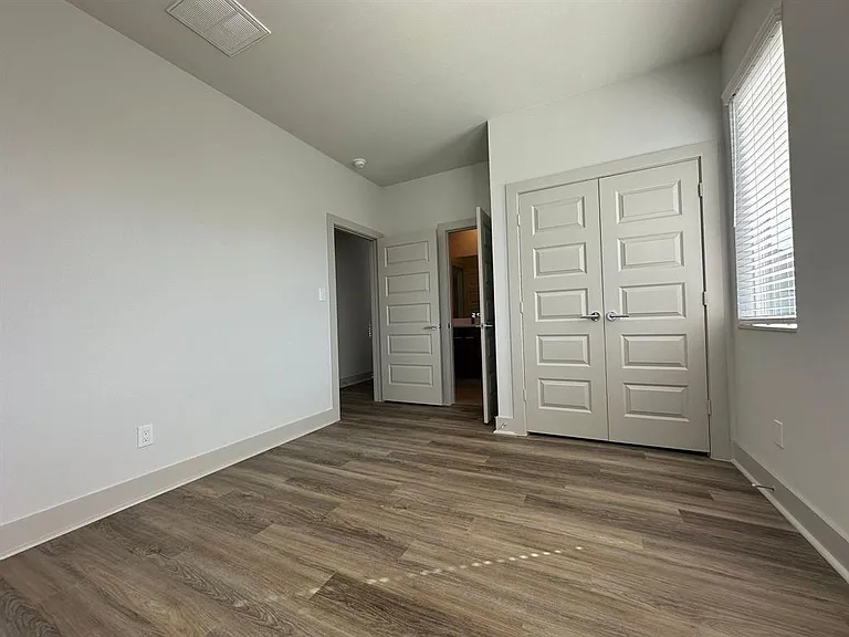 6804 Troya Ln — Photo 28