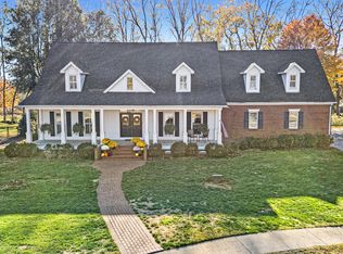 2005 Wyndamere Ln, Paris, KY 40361